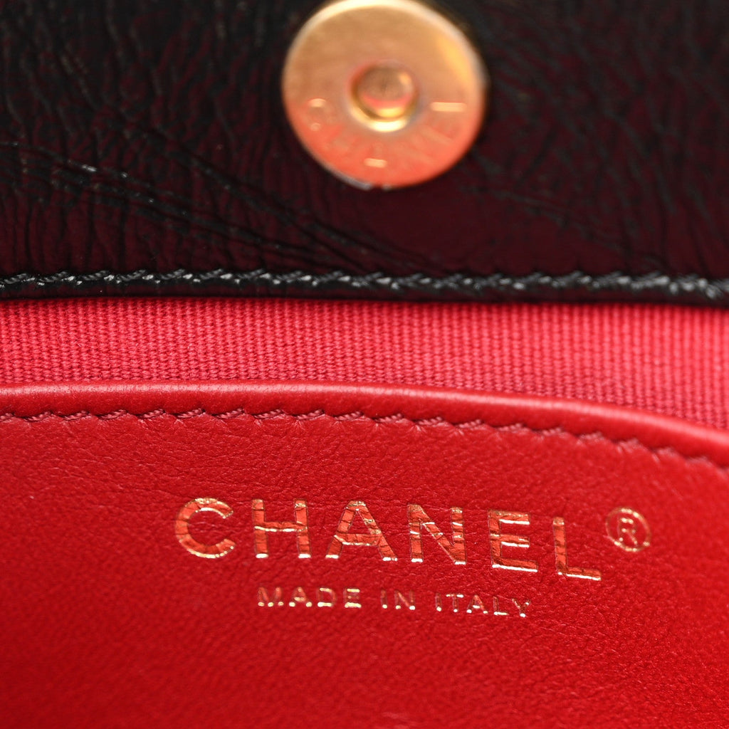 Chanel Shiny Crumpled Calfskin Quilted Small Wavy CC Hobo Black