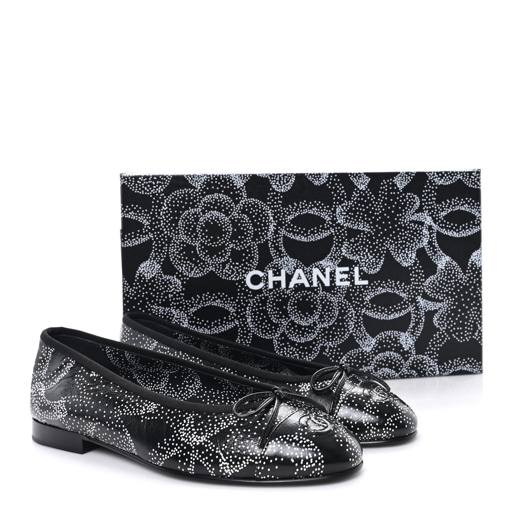 Calfskin Camellia Printed Cap Toe Ballerina Flats 36 Black White