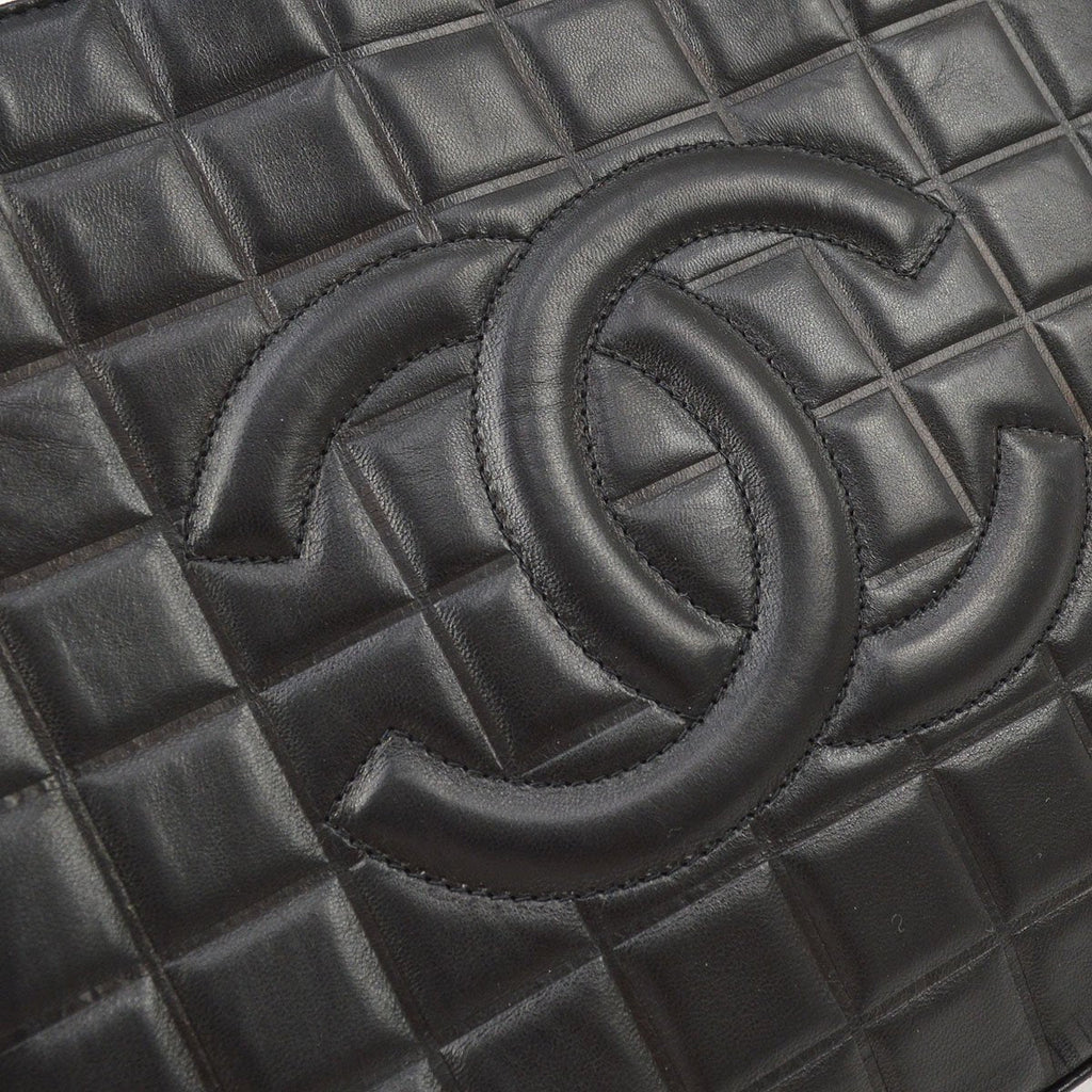 CHANEL 2003-2004 Choco Bar Handbag