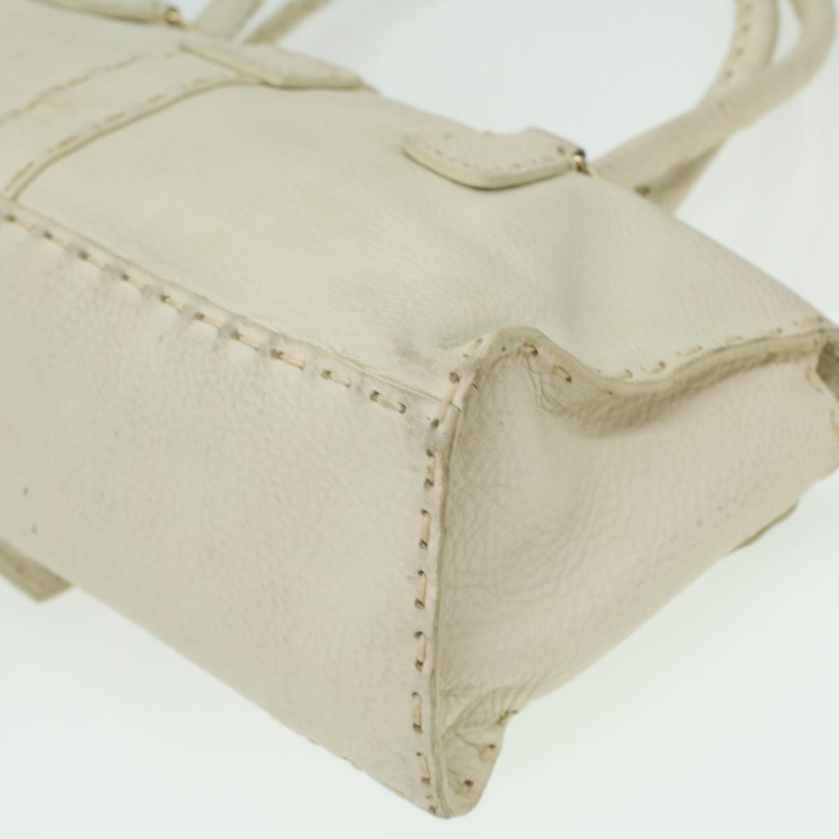 FENDI Celeria Shoulder Bag Leather White  ar8736