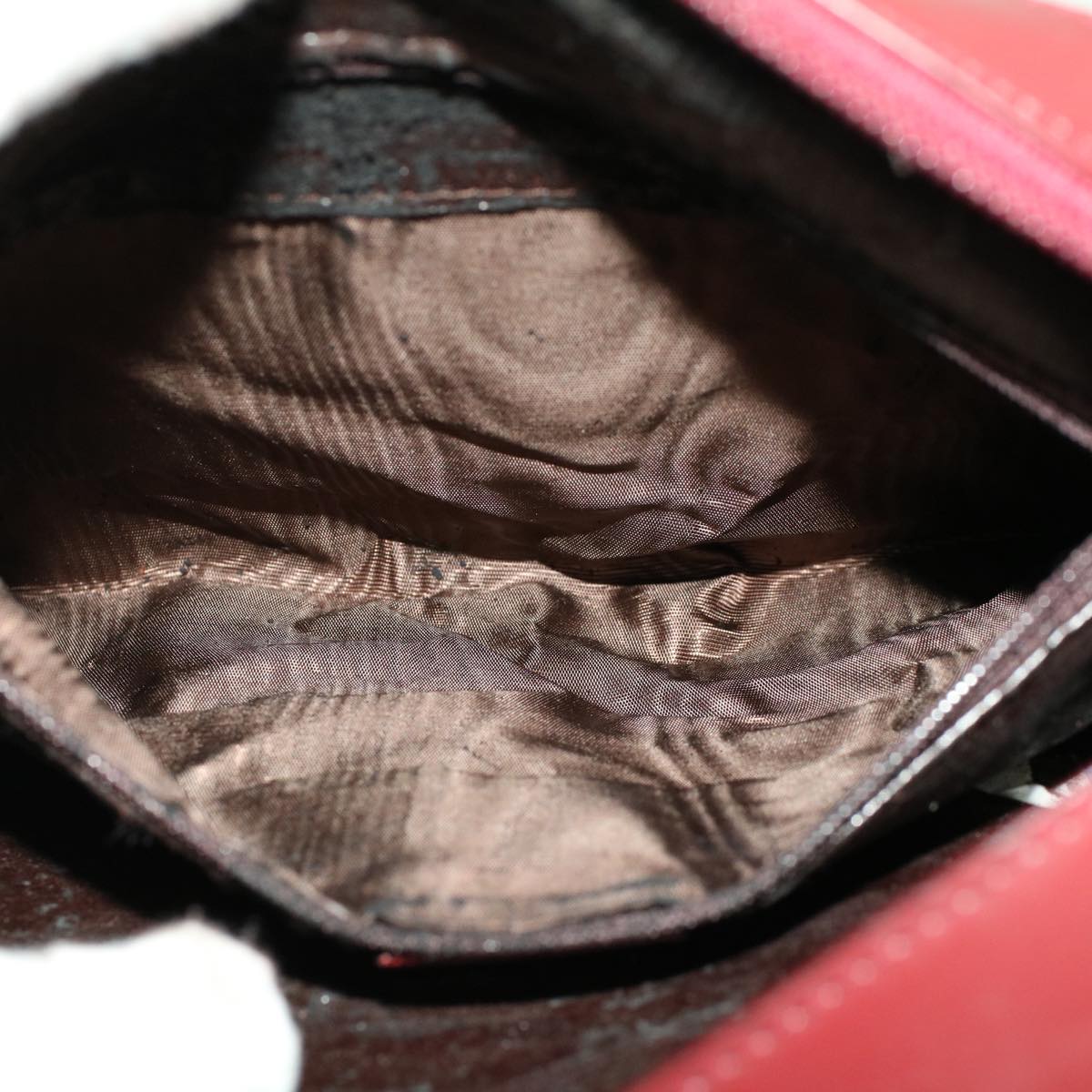 GUCCI Shoulder Bag Patent leather Red  ar9699B