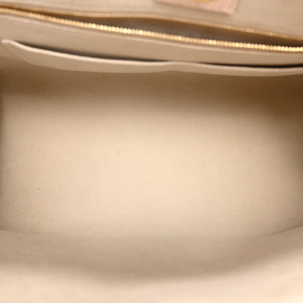 Louis Vuitton Empreinte Monogram Giant By The Pool Onthego MM Cream Saffron