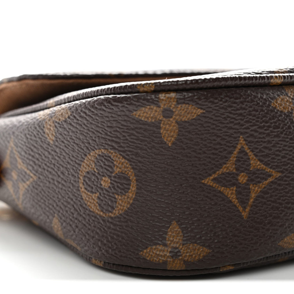 Louis Vuitton Monogram Ivy Wallet On Chain