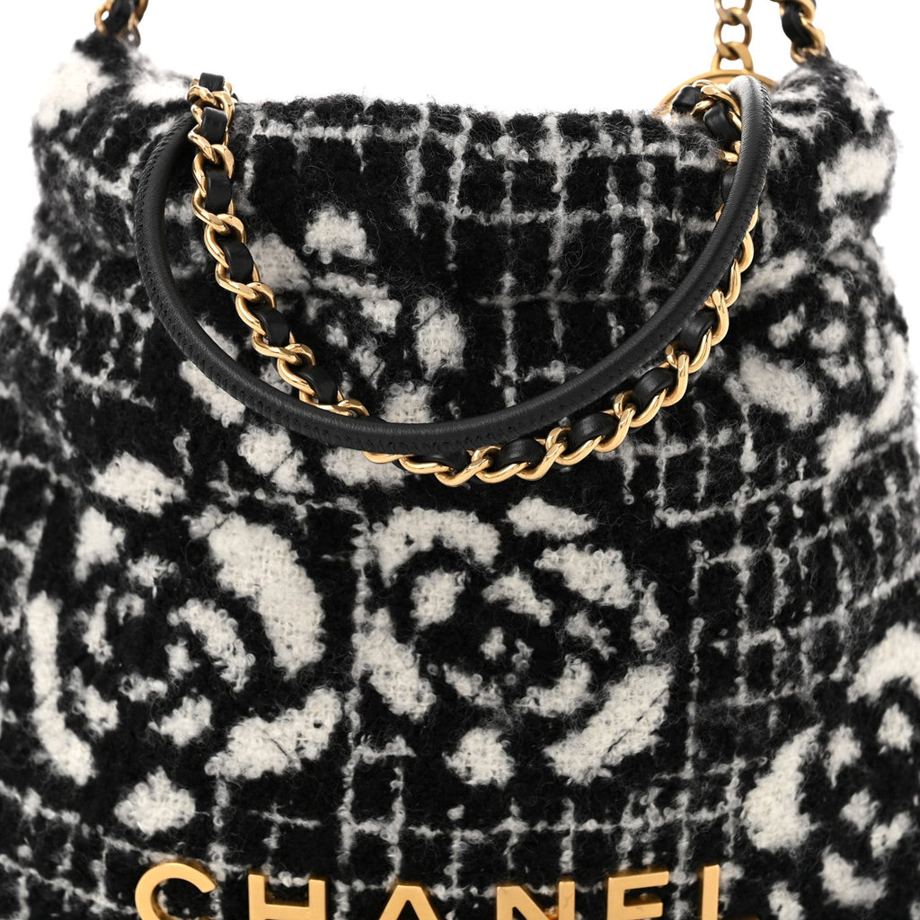Chanel Cashmere Mini Chanel 22 Black White