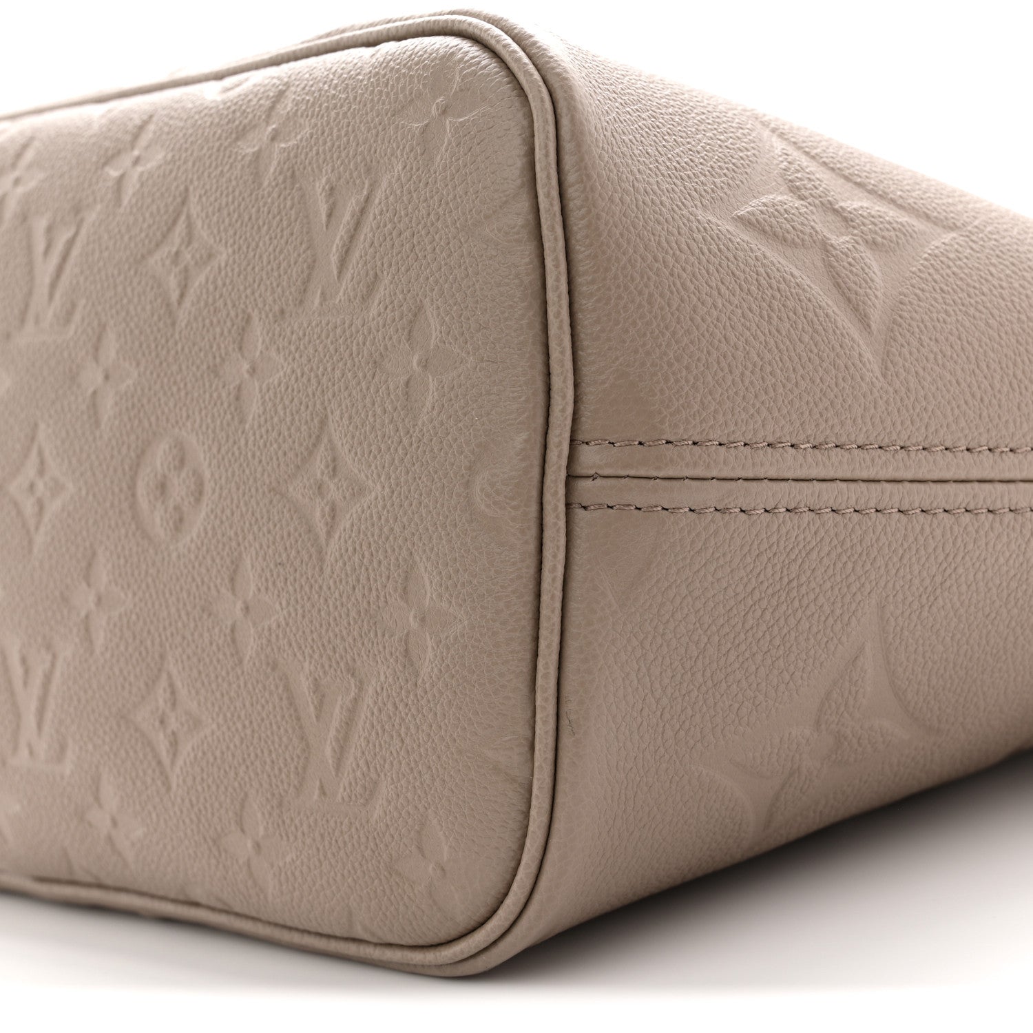 Louis Vuitton Empreinte Monogram Giant Neverfull MM Tourterelle