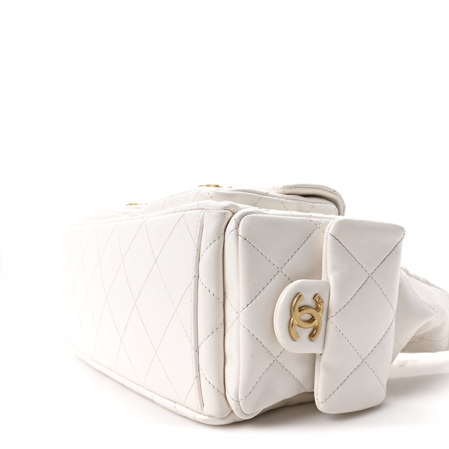Chanel Shiny Lambskin Quilted Trendy Pockets Hobo White