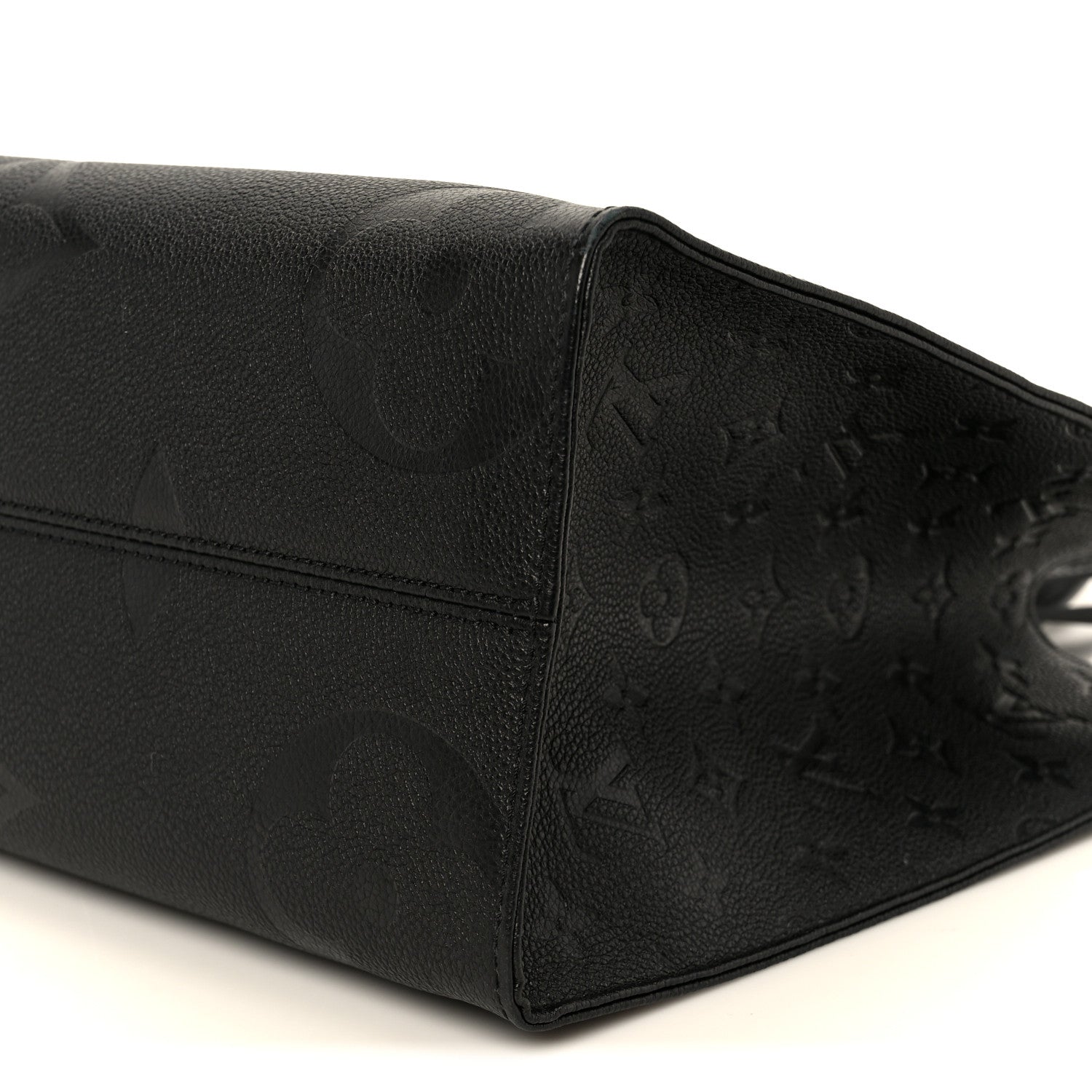 Louis Vuitton Empreinte Monogram Giant Onthego MM Black