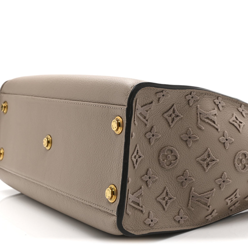 Louis Vuitton Calfskin Monogram Tufting On My Side Galet