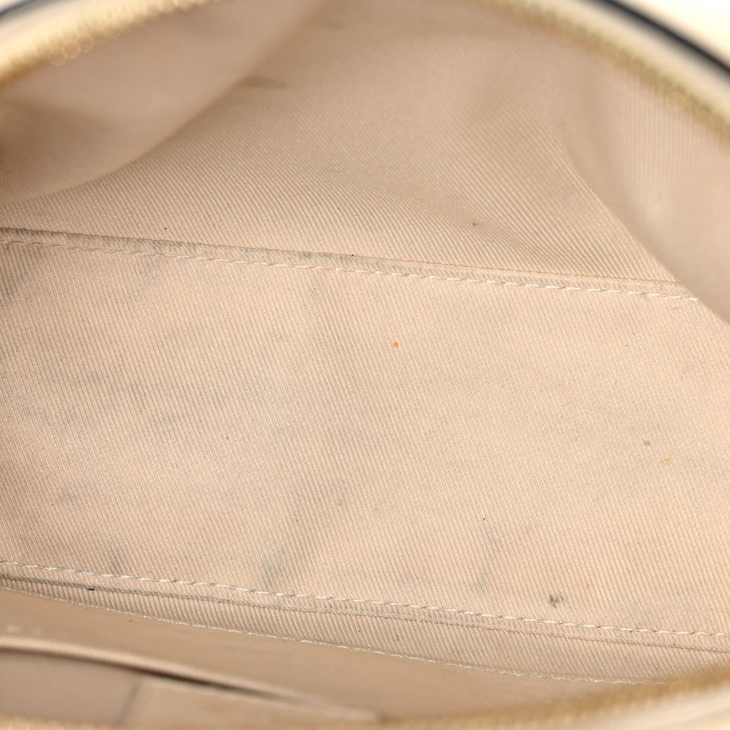 Louis Vuitton Monogram Saintonge Creme