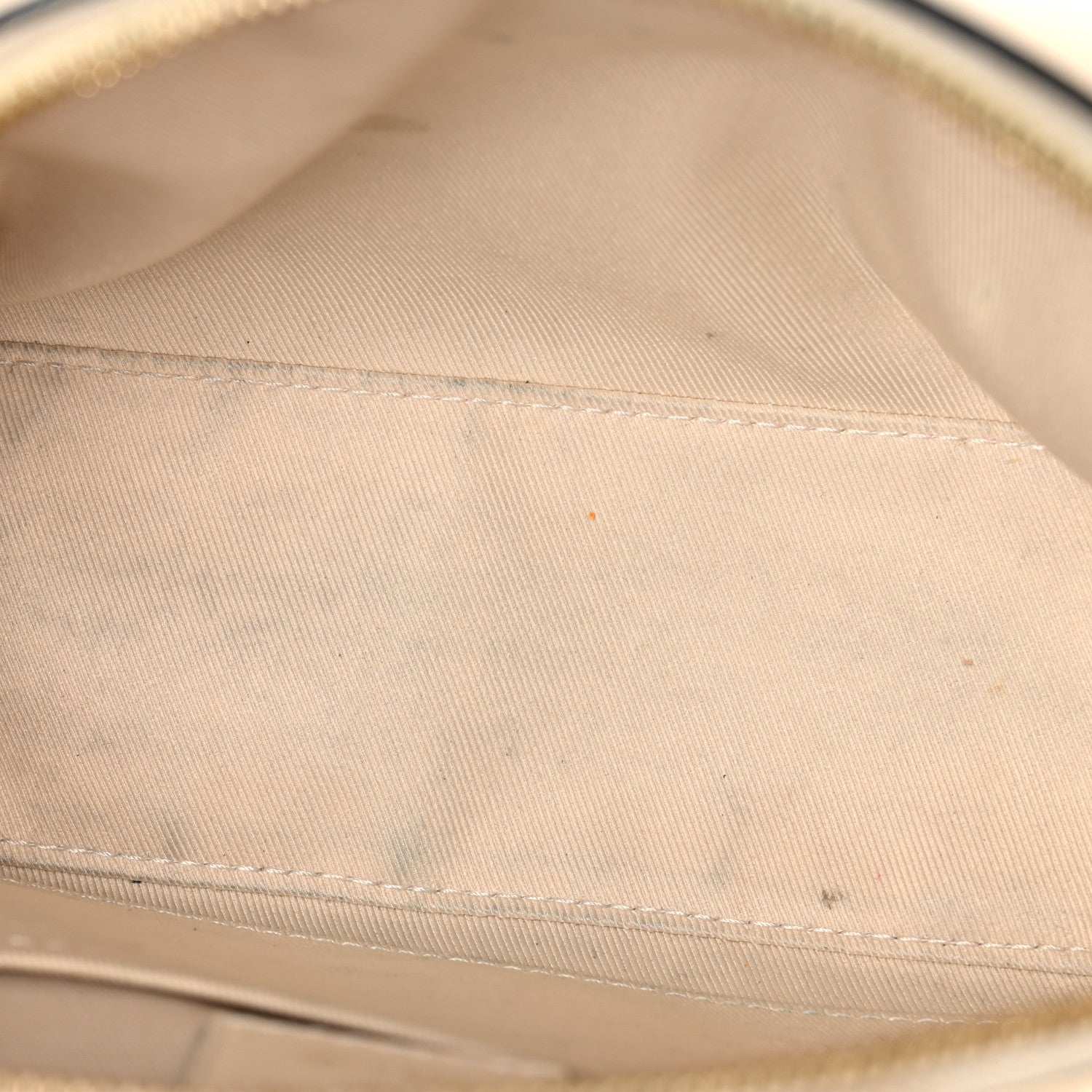 Louis Vuitton Monogram Saintonge Creme