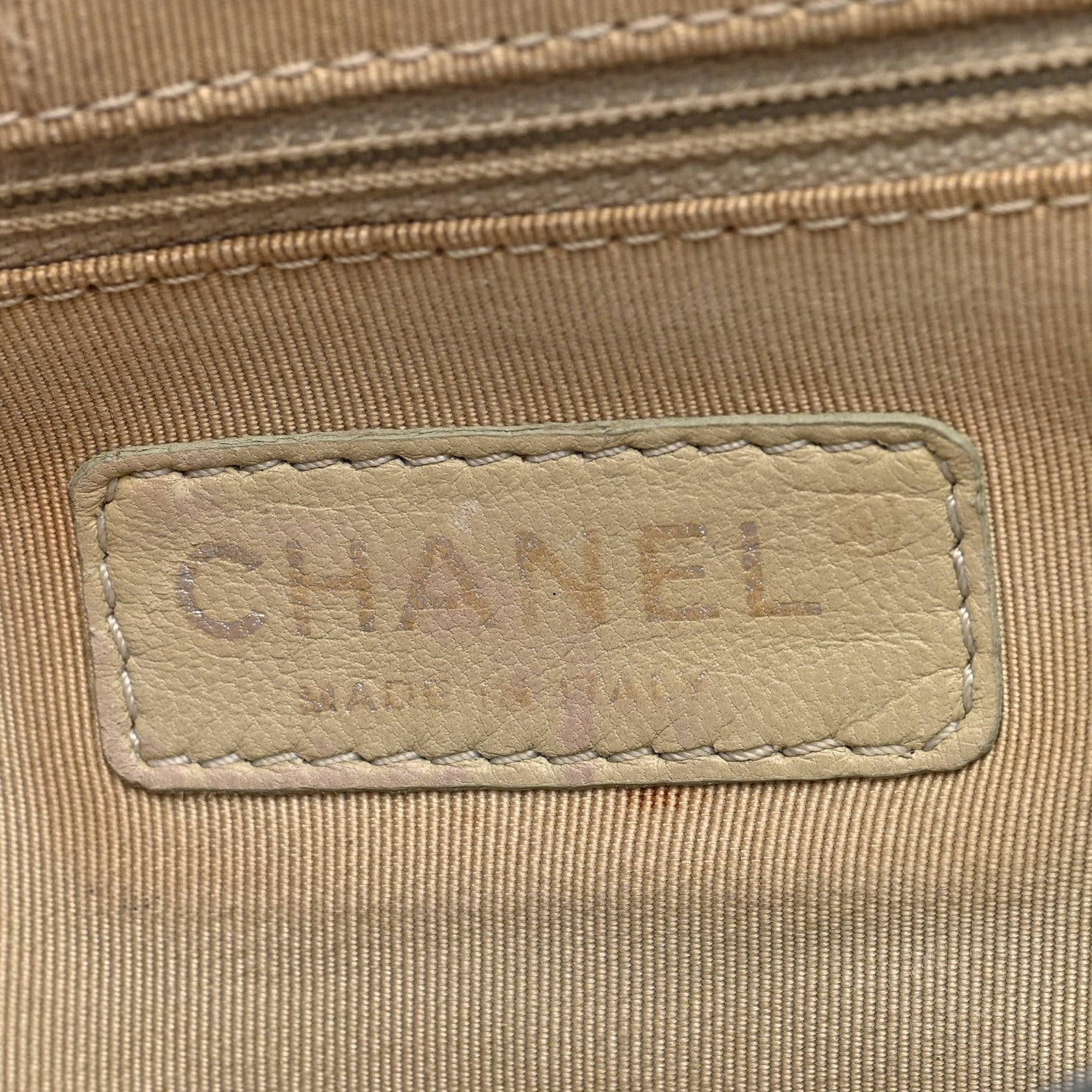 Chanel Washed Lambskin Quilted Medium Chain Around Messenger Black