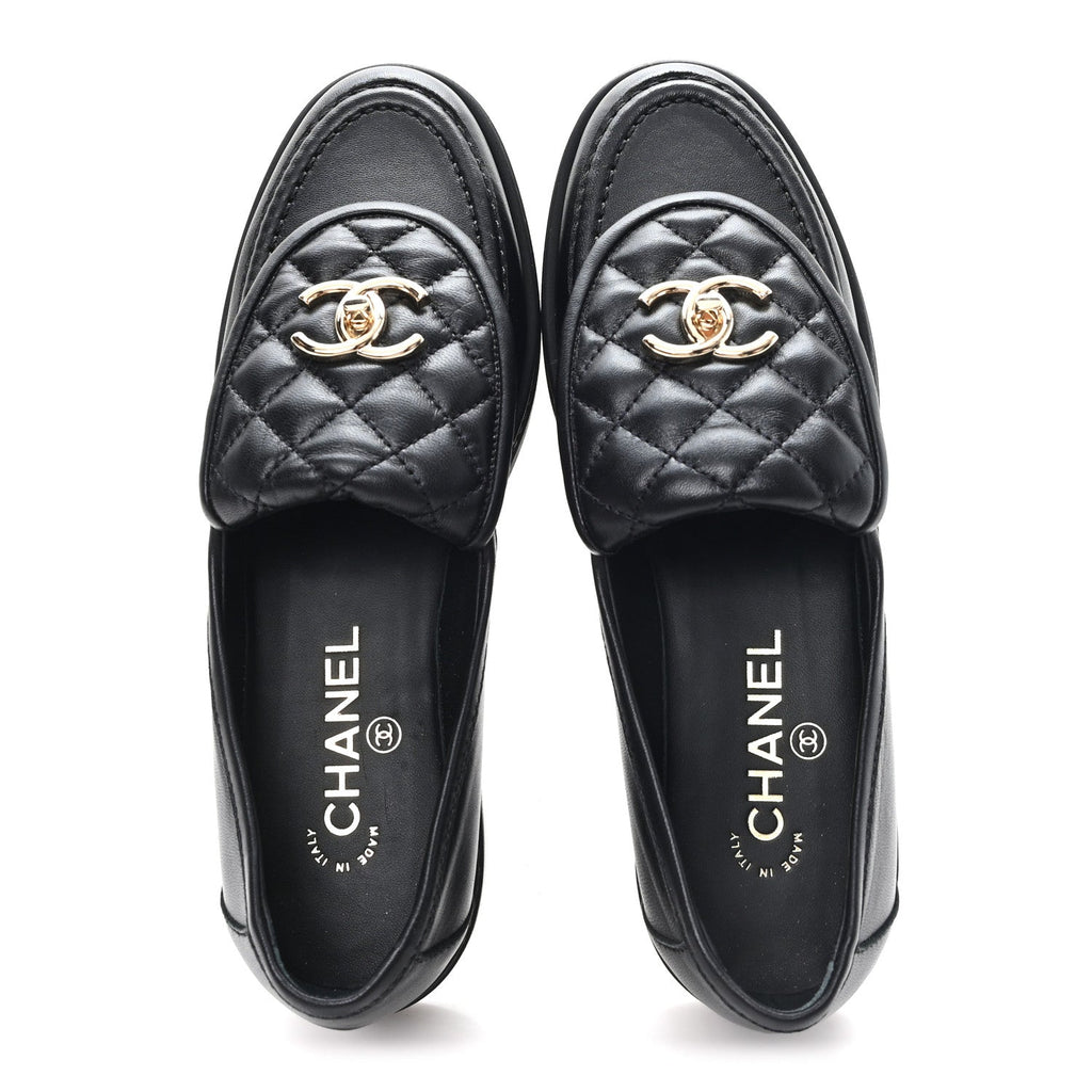 Lambskin Quilted CC Turnlock Loafers 38.5 Black