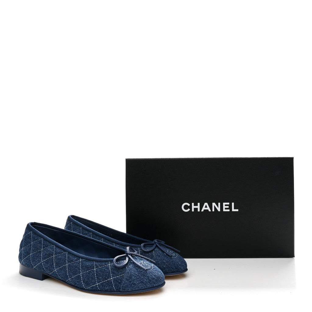 Chanel Washed Denim Quilted Cap Toe CC Ballerina Flats 36.5 Blue