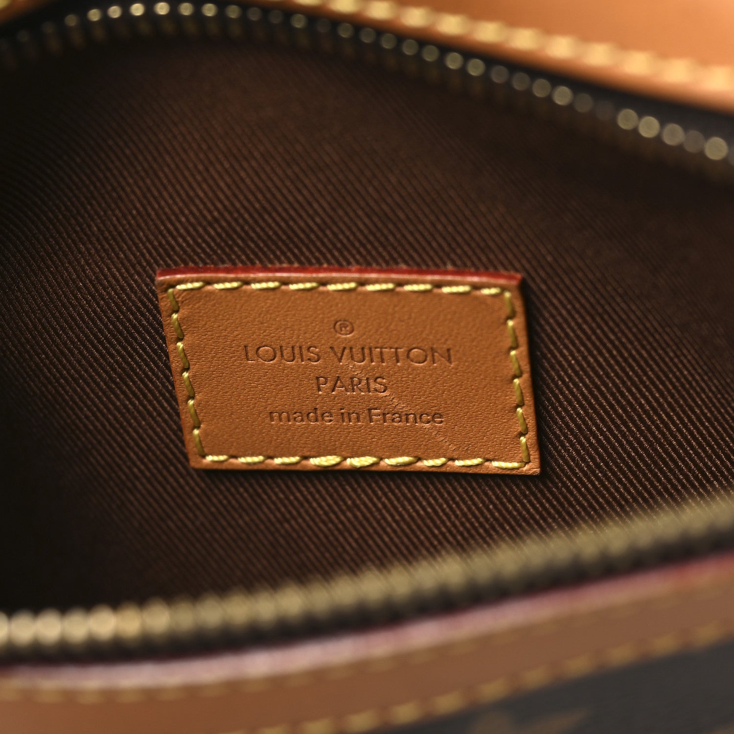 Louis Vuitton Monogram Saumur Messenger PM