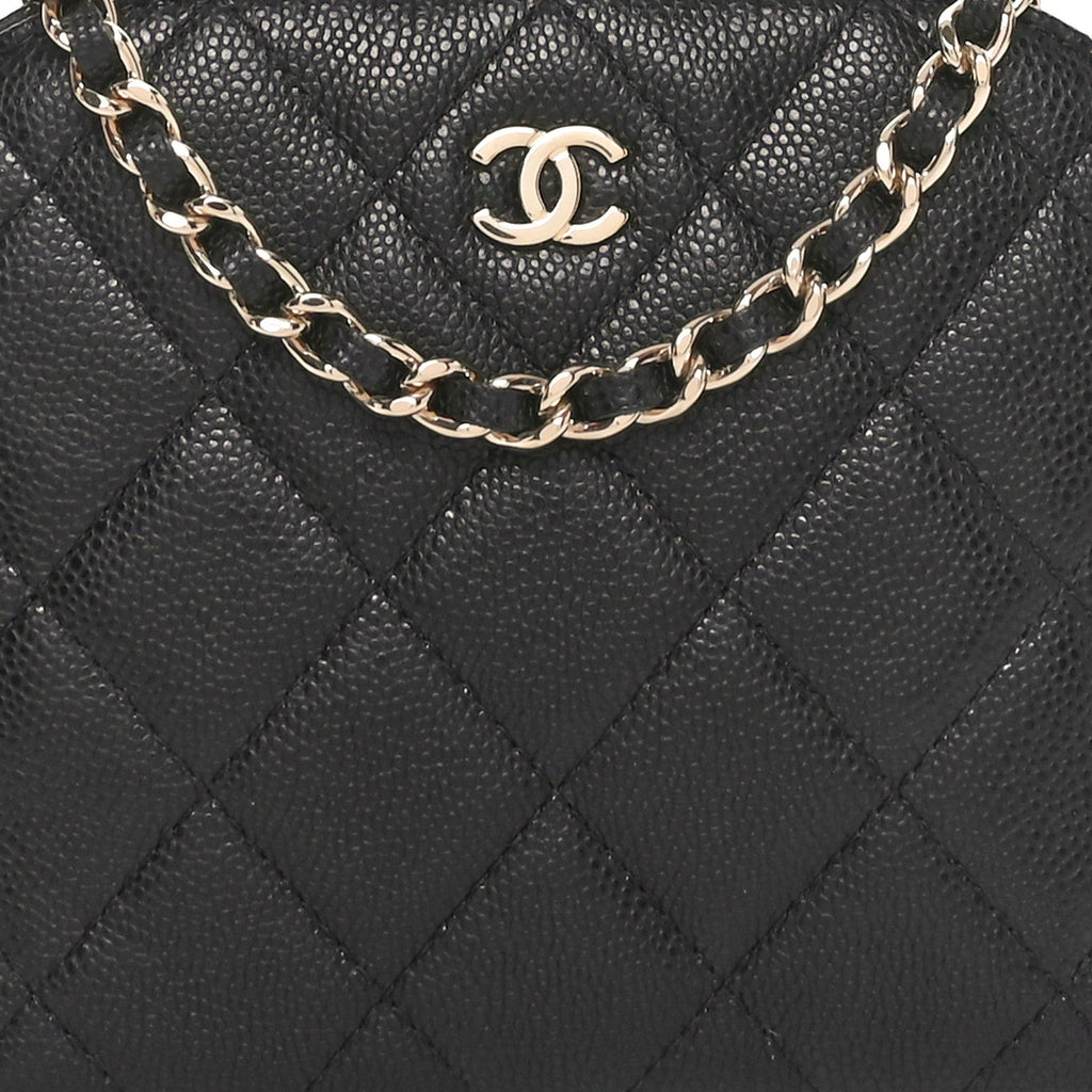 Chanel Caviar Quilted Classic Clutch With Chain Black