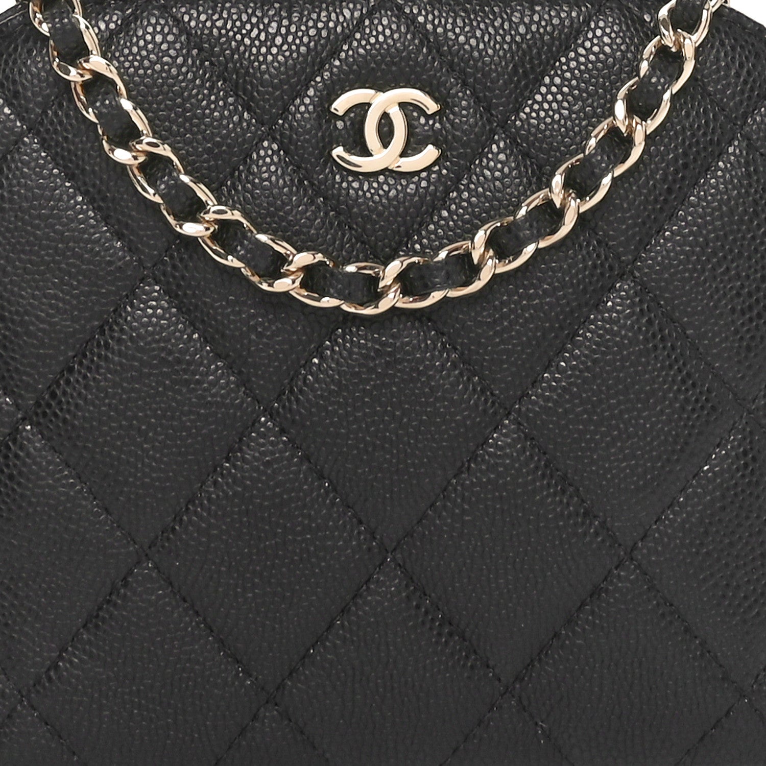 Chanel Caviar Quilted Classic Clutch With Chain Black