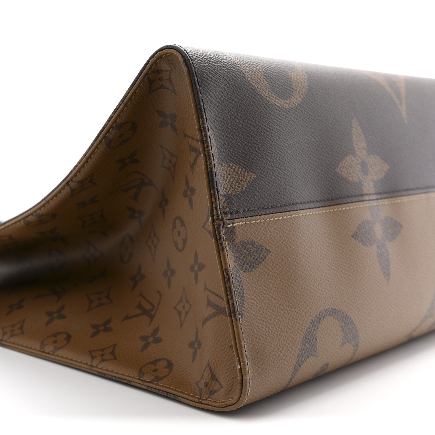 Louis Vuitton Reverse Monogram Giant Onthego GM