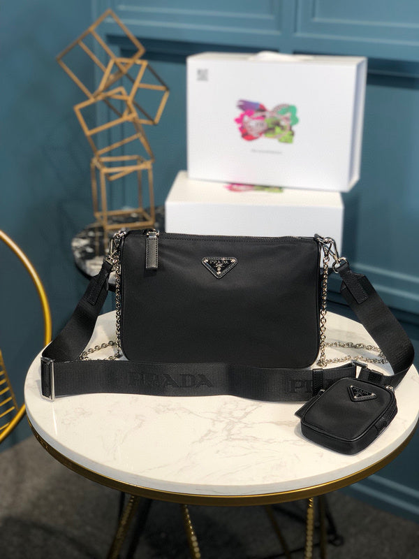Prada Bags - 1557
