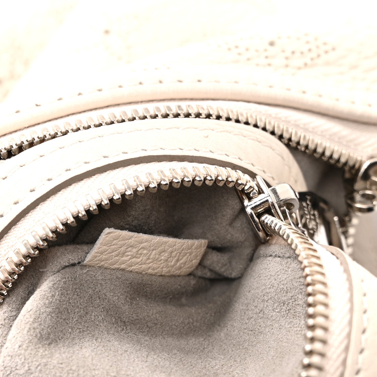 Louis Vuitton Mahina Selene PM Ivory