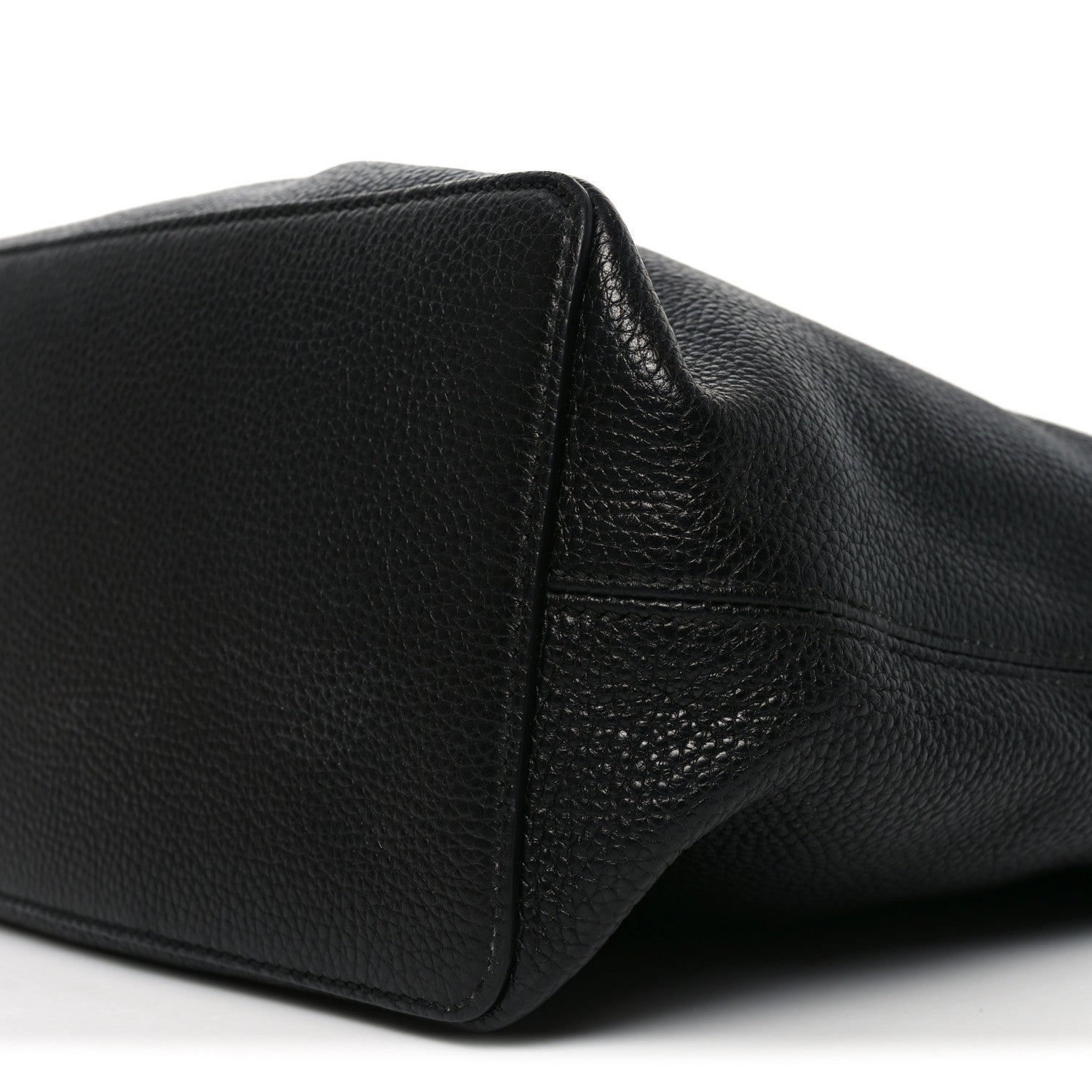 Gucci Pebbled Calfskin Large Soho Hobo Black