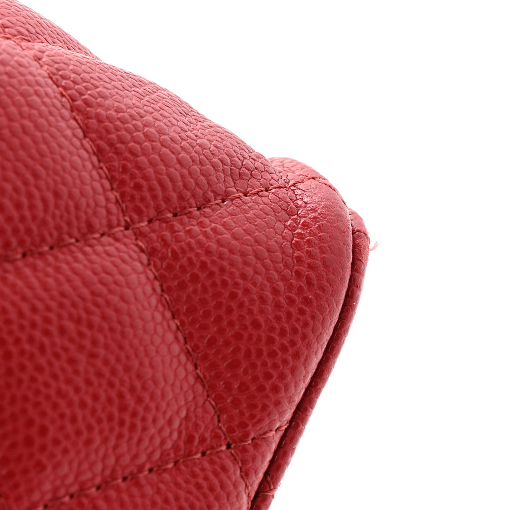 Chanel Caviar Quilted Top Handle Slim Vanity With Chain Red