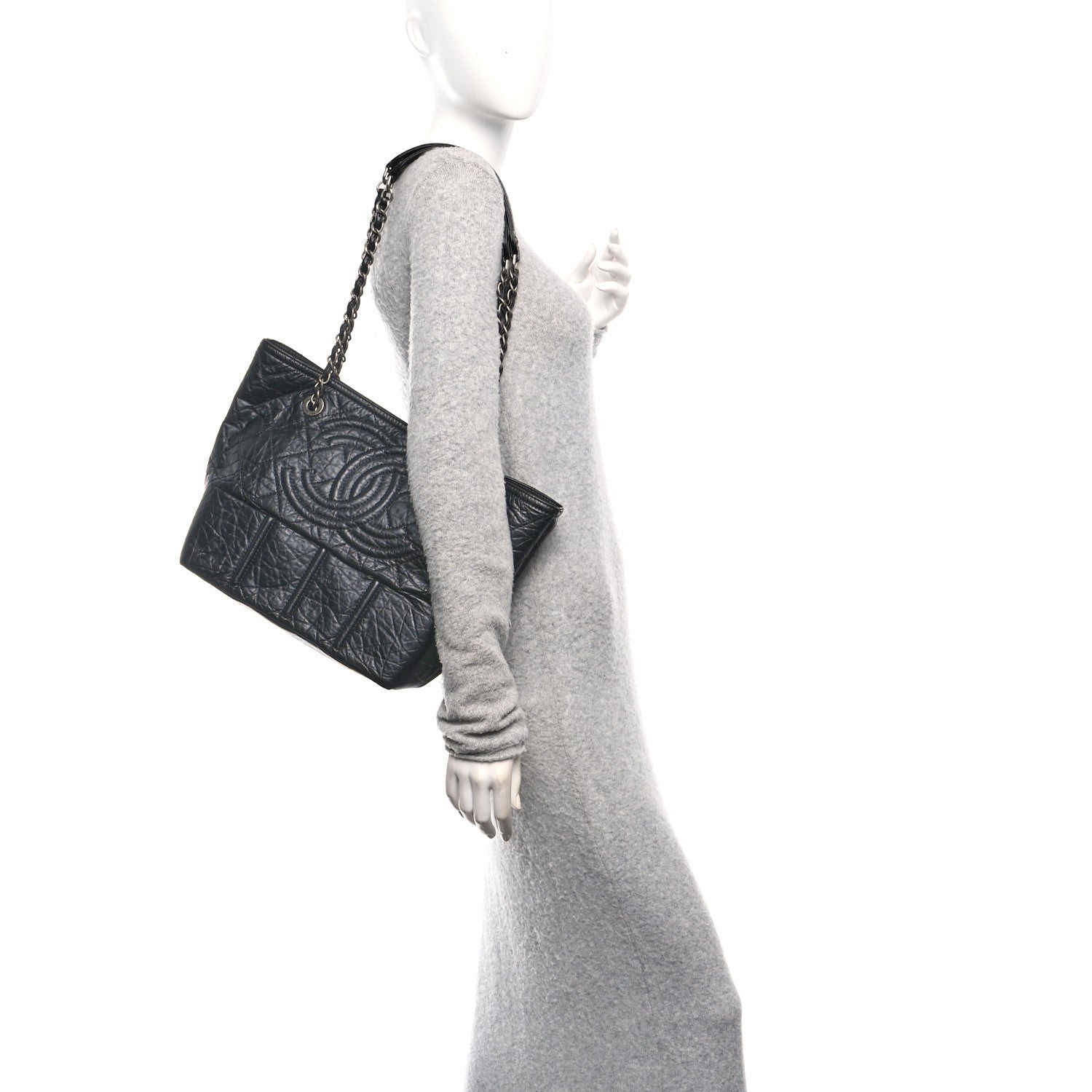 Chanel Aged Calfskin Small Shopping in Moscow Tote Black