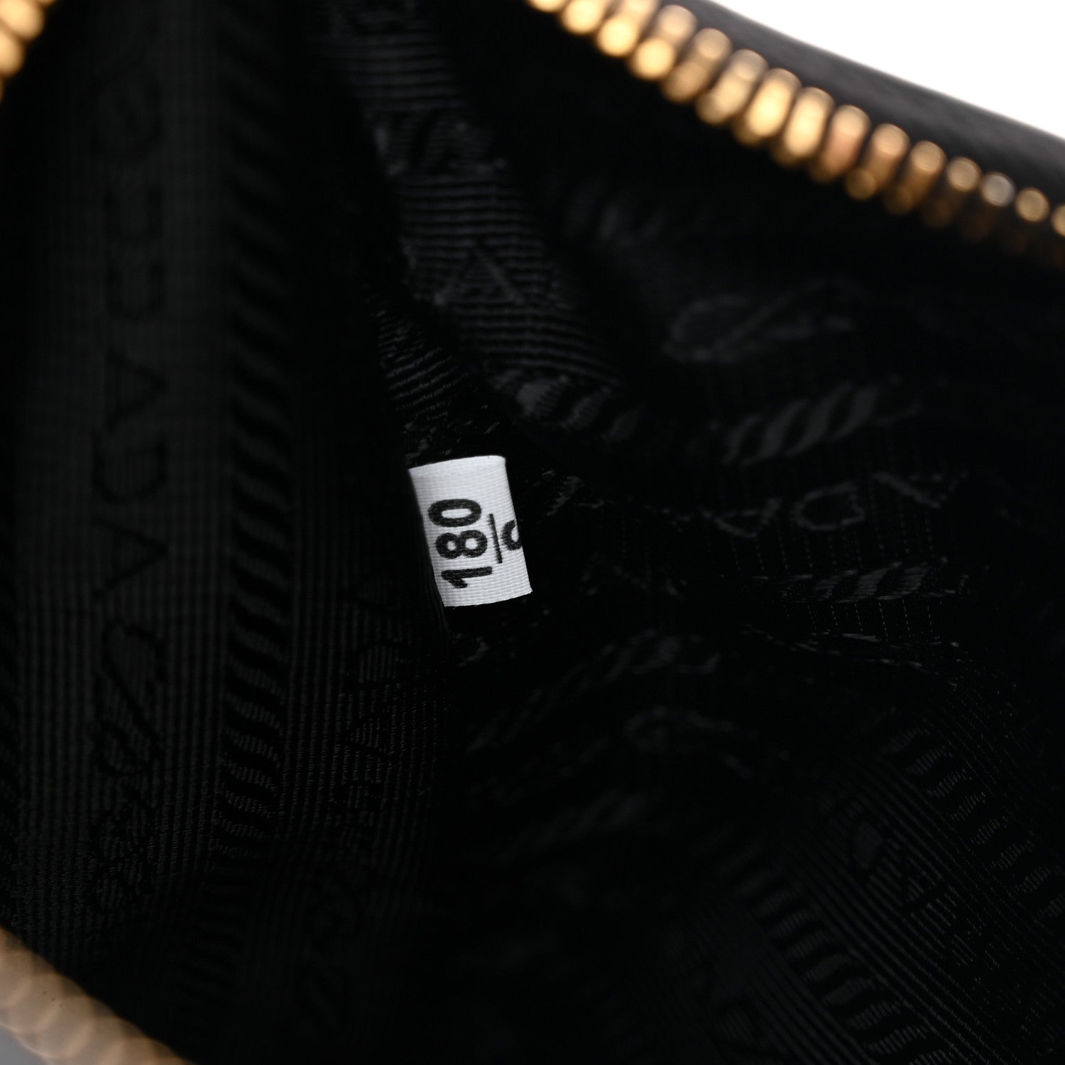 Prada Vitello Re-Edition 2005 Shoulder Bag Black
