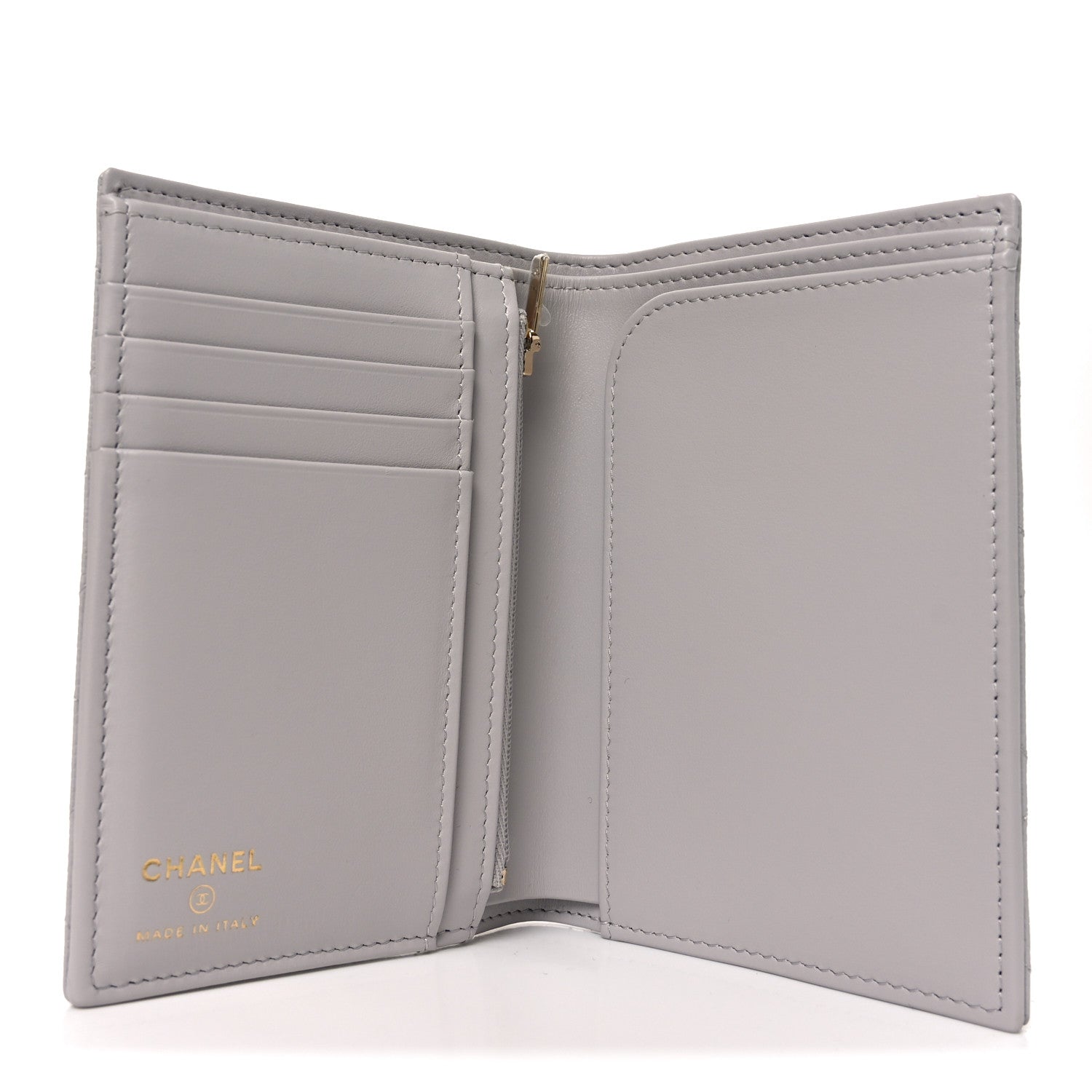Caviar Quilted CC Passport Holder Grey