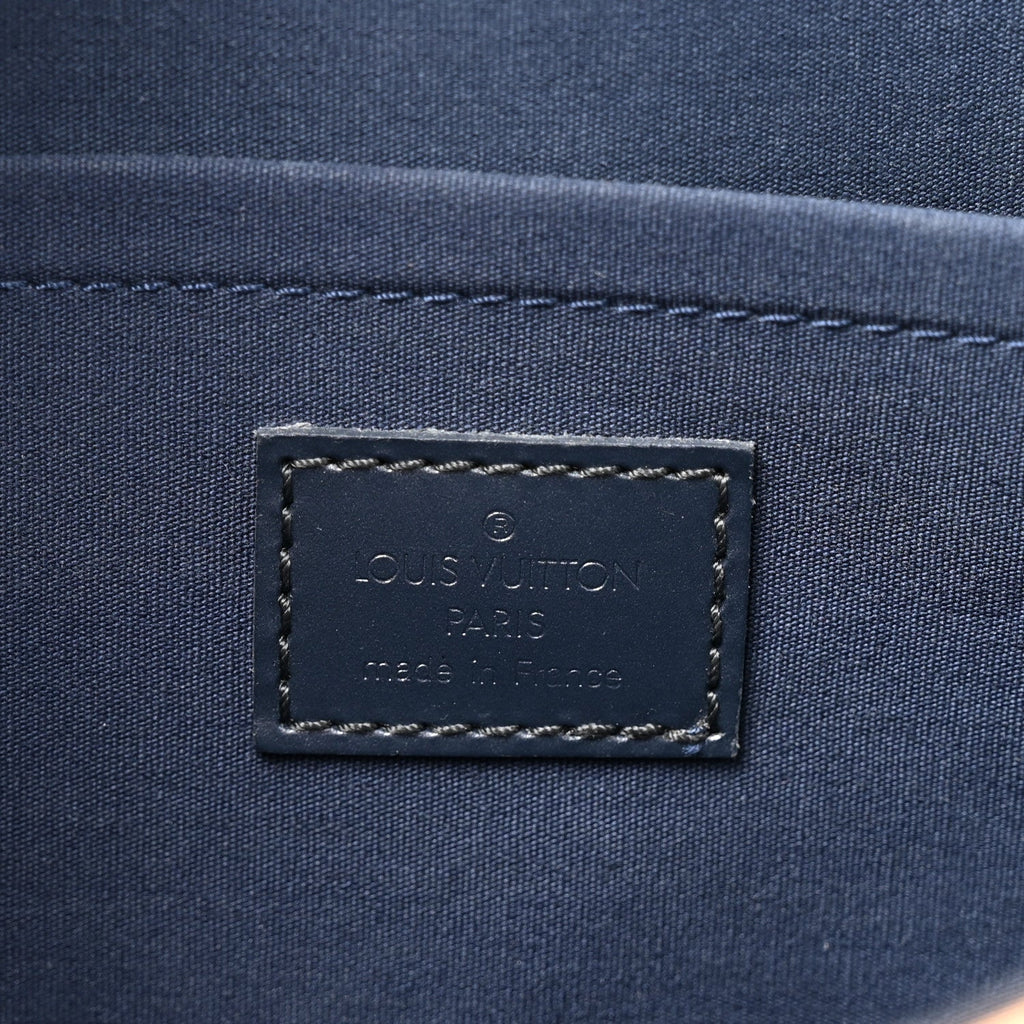 Louis Vuitton Mat Monogram Shelton Black