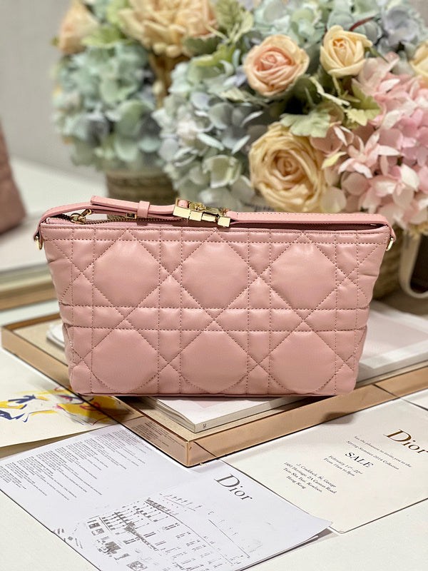 Dior Bags - 652