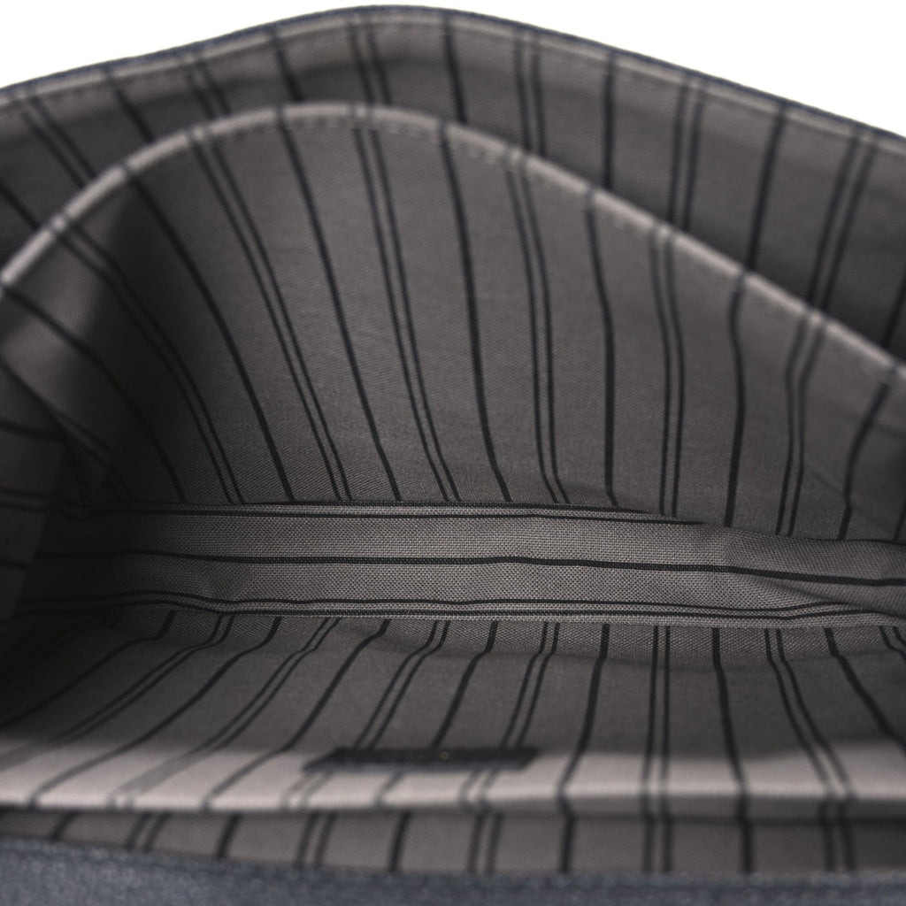 Louis Vuitton Empreinte Pochette Metis Black