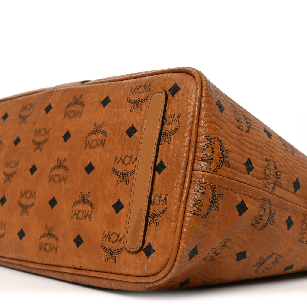 Louis Vuitton Vernis Key Pouch NM Cherry
