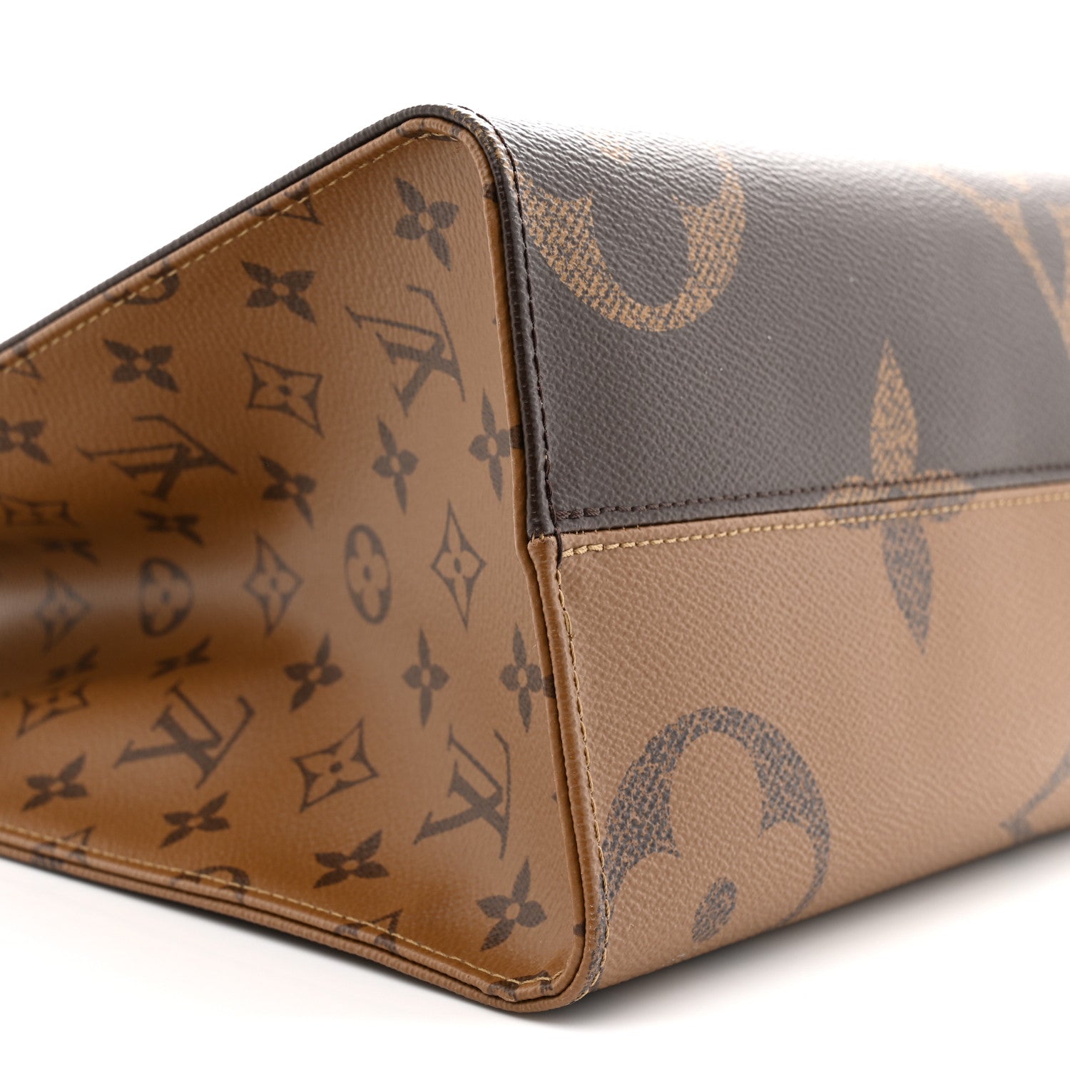 Louis Vuitton Reverse Monogram Giant Onthego MM