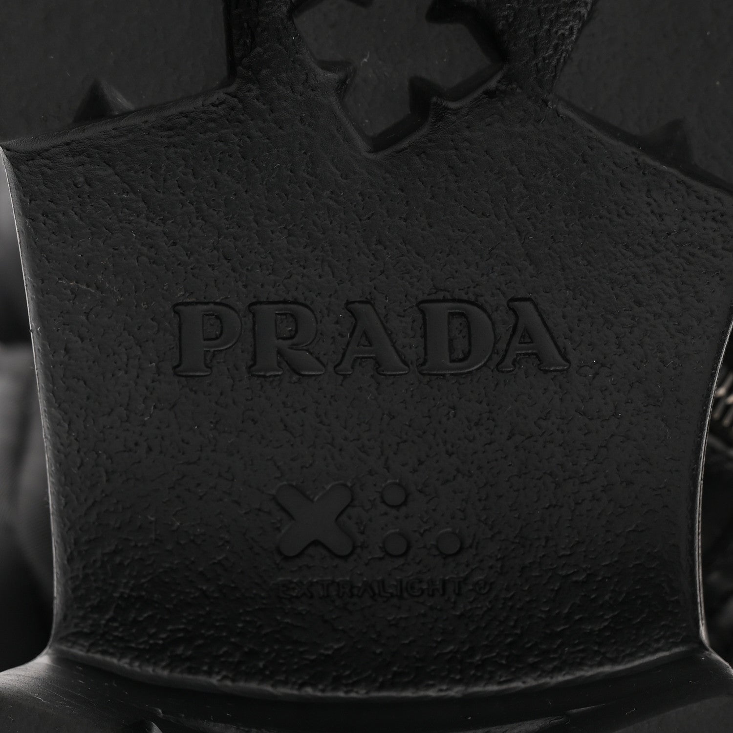 Prada Spazzolato Rois Re-Nylon Metal Triangle Logo Monolith Pouch Pocket 55mm Tall Combat Boots 39 Black