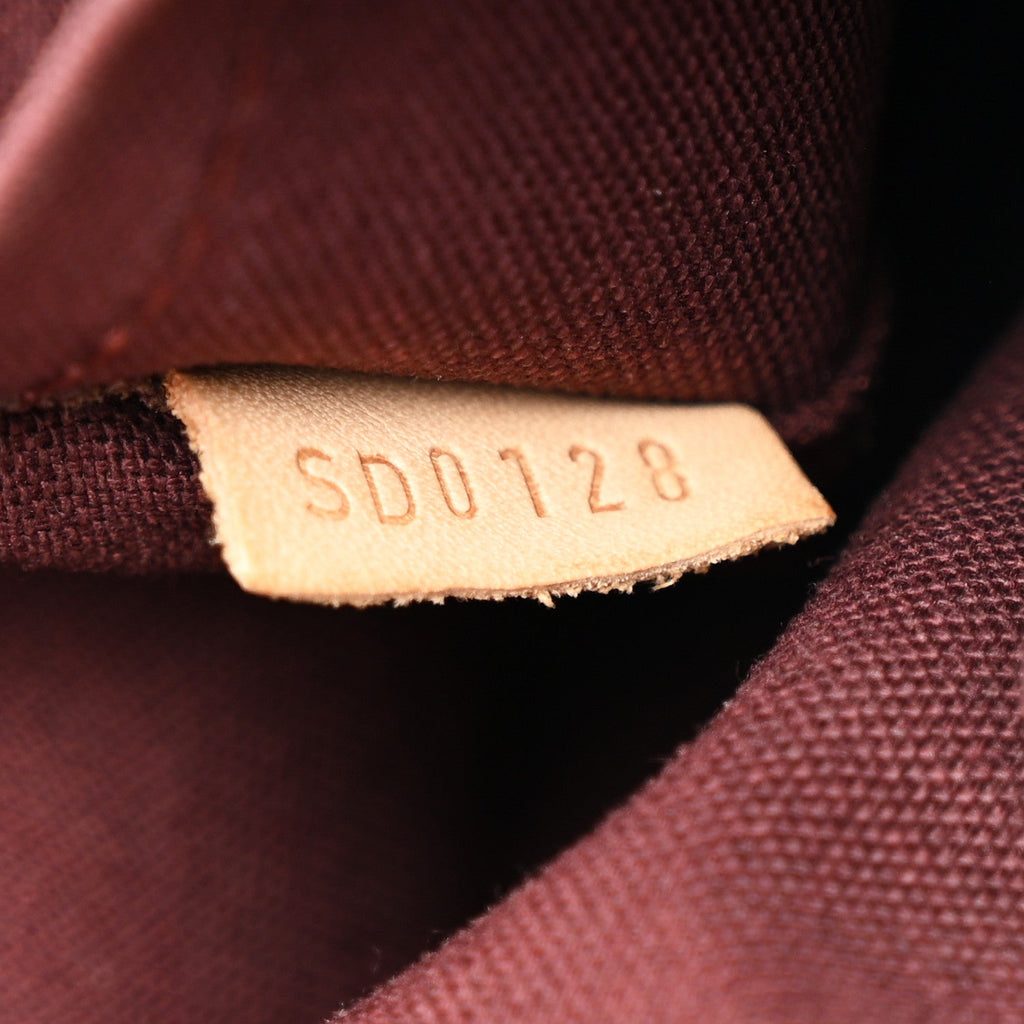 Louis Vuitton Monogram Berri MM