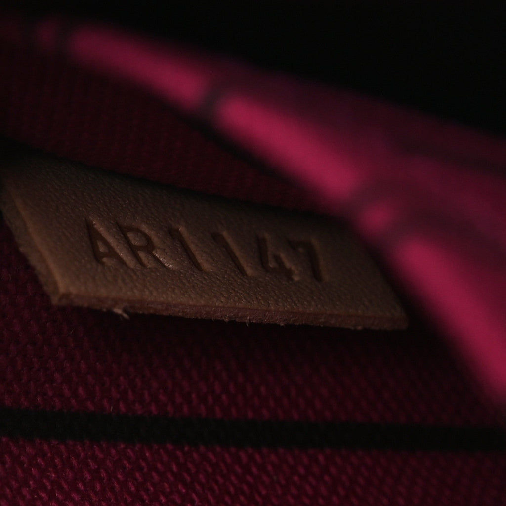 Louis Vuitton Monogram Neverfull MM GM Pochette Fuchsia