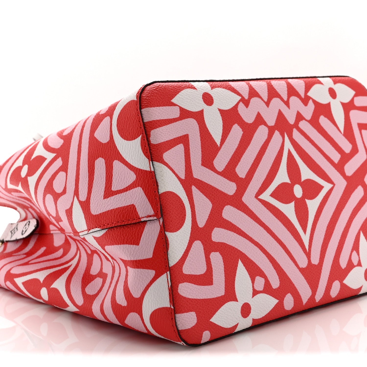 Louis Vuitton Monogram Giant Crafty NeoNoe MM Rouge Rose Creme
