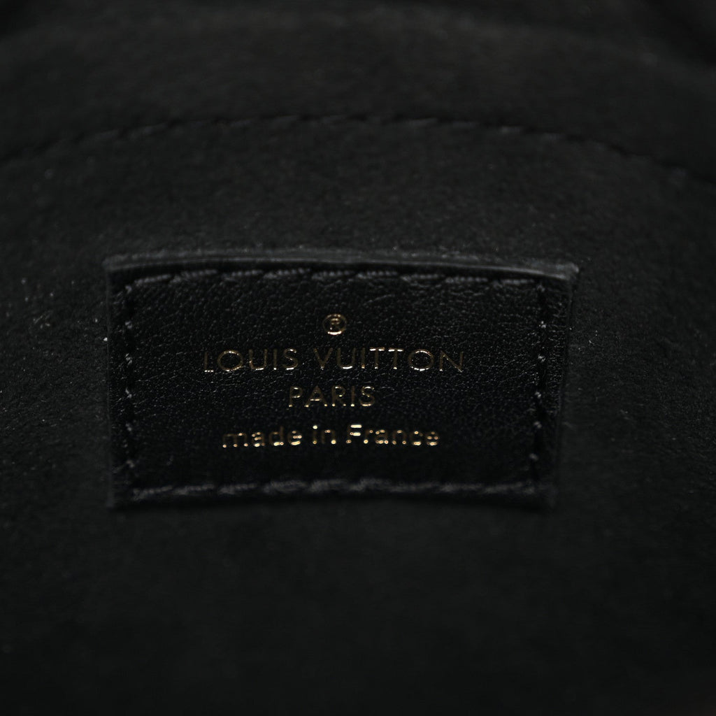 Louis Vuitton Monogram Locky BB Black