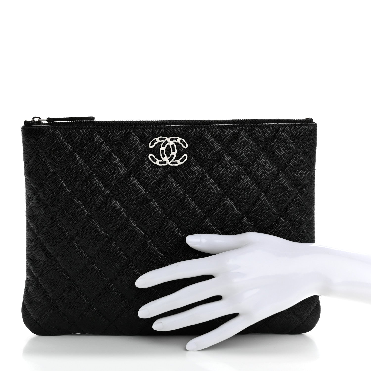 Caviar Quilted Medium Chanel 19 Cosmetic Case Black