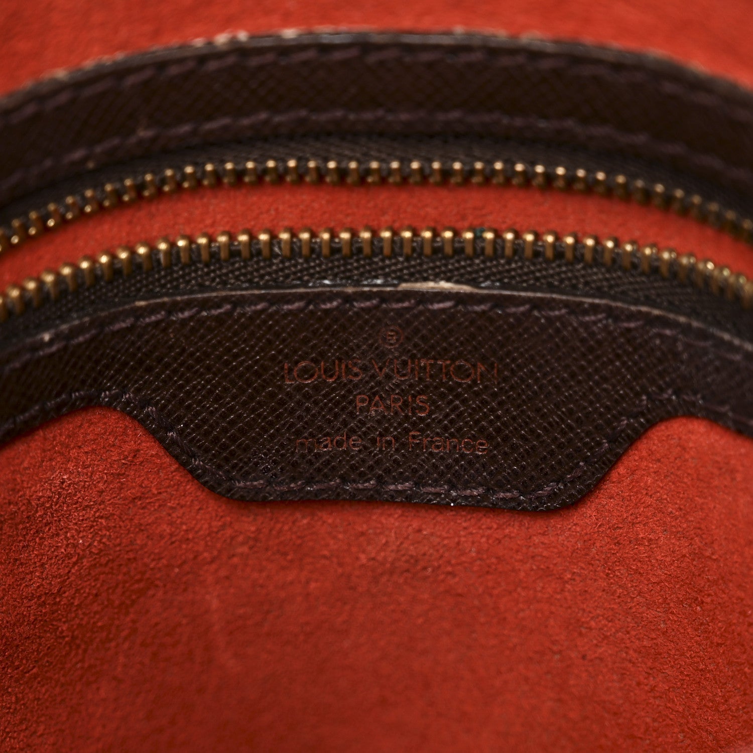 Louis Vuitton Damier Ebene Marais Bucket 23