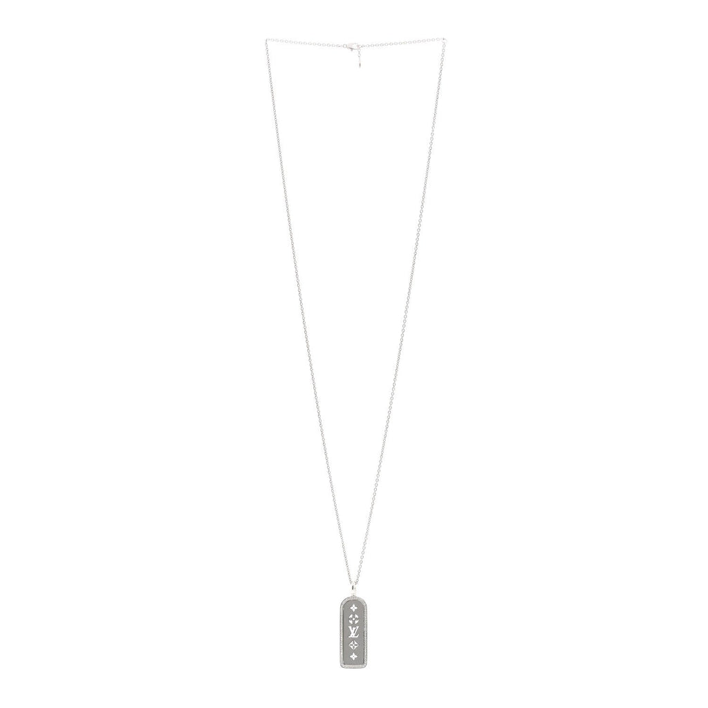 Louis Vuitton 18K White Gold Diamond Large Les Gastons Tag Pendant Necklace