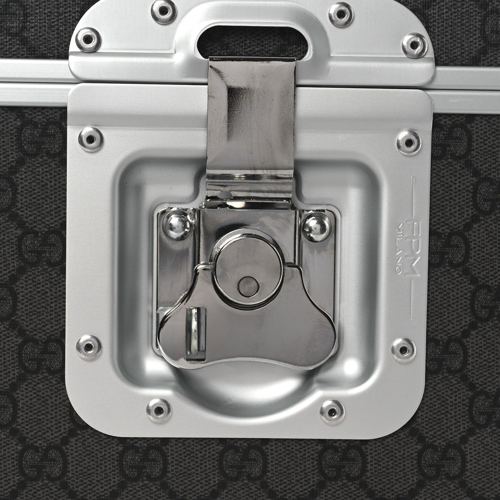 Gucci GG Supreme Monogram Aluminum Porter Beauty Case Silver