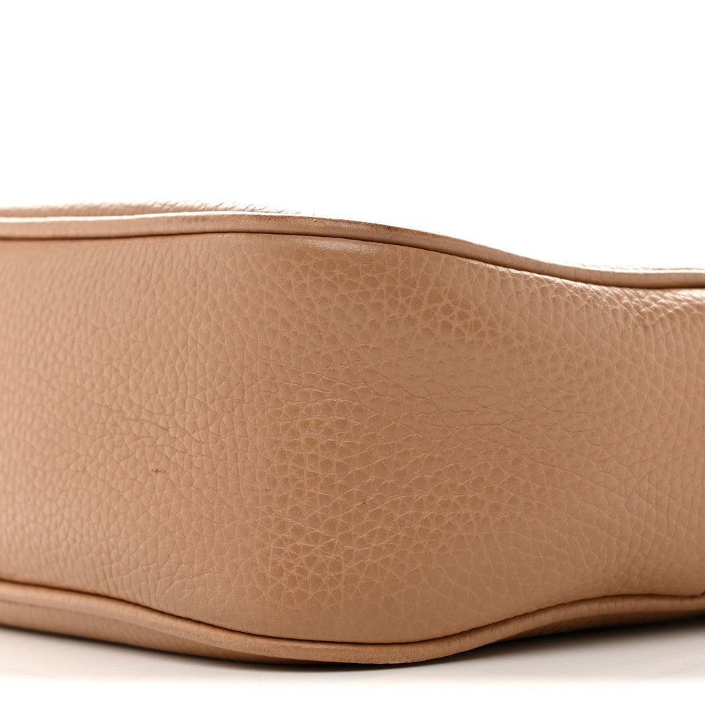 Gucci Pebbled Calfskin Small Soho Disco Bag Camelia