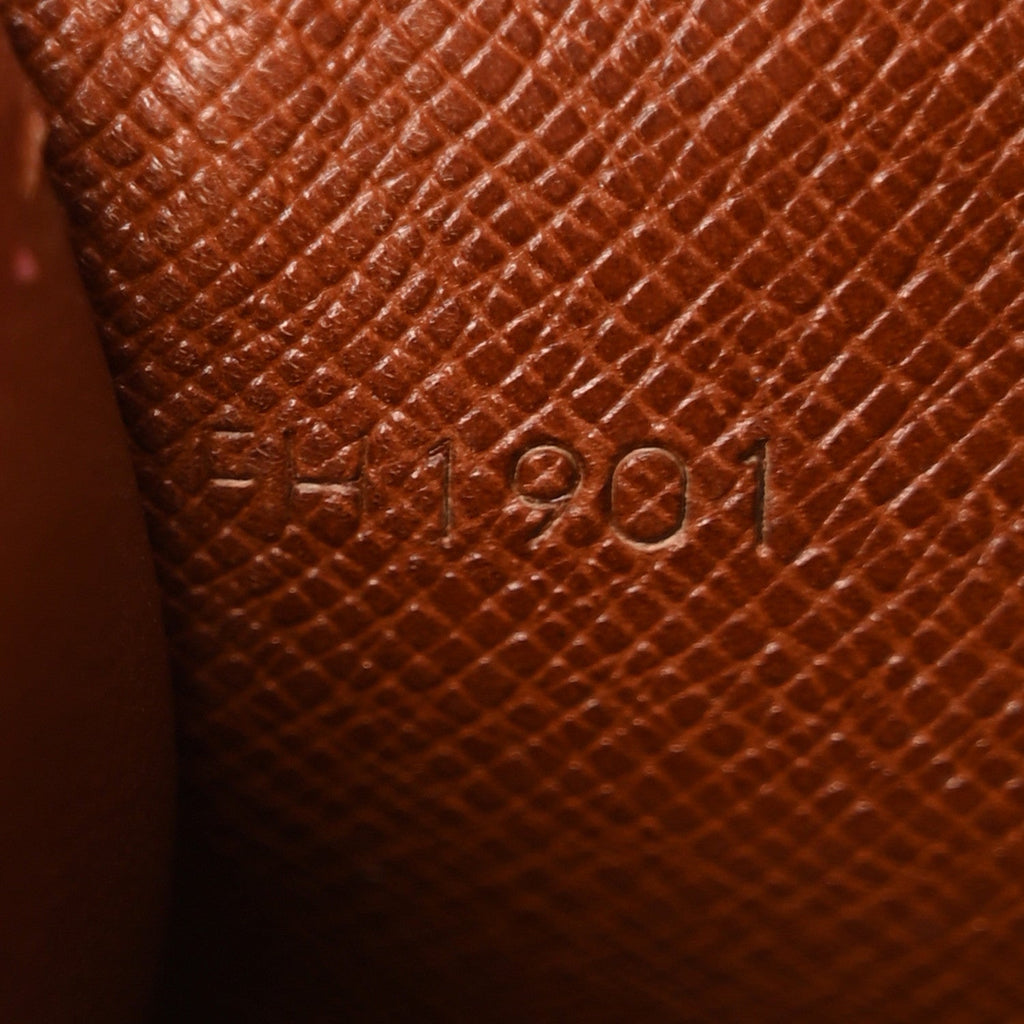 Louis Vuitton Monogram Elise Wallet