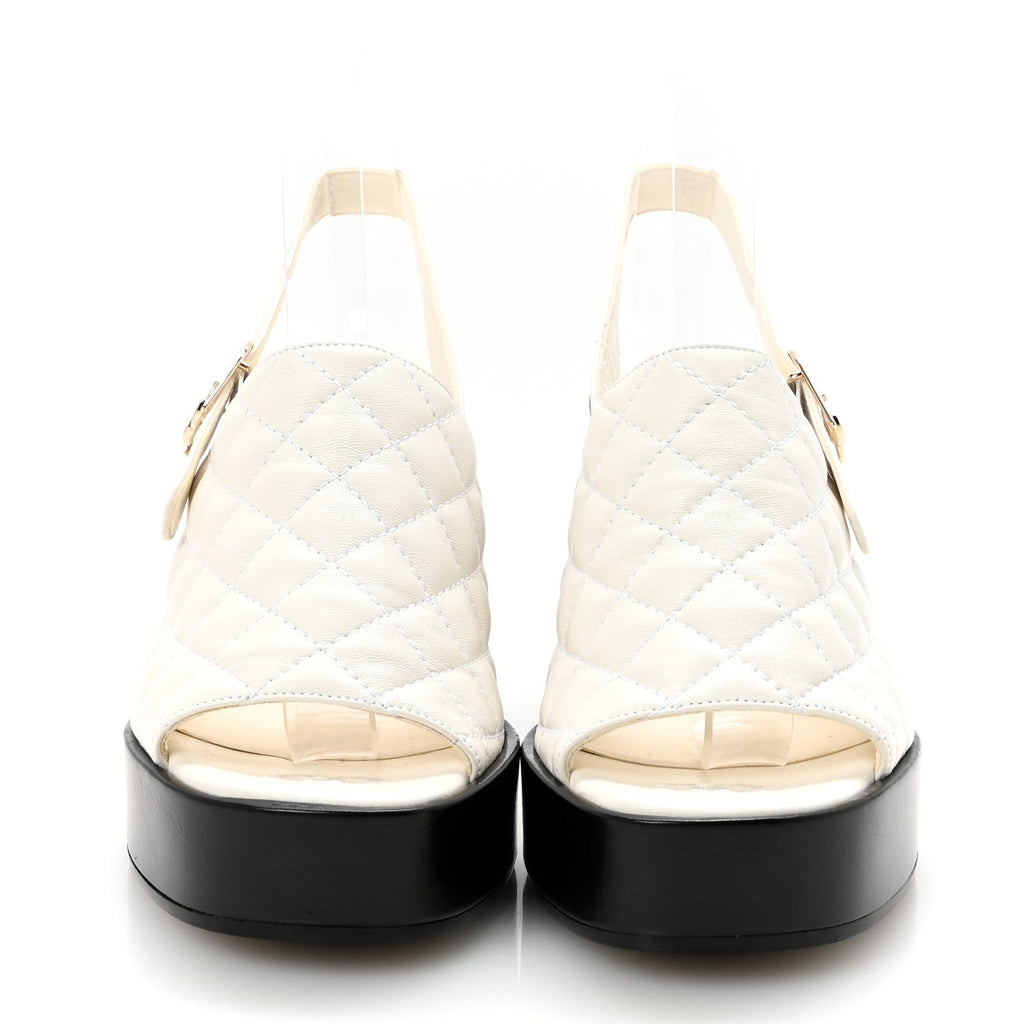 Lambskin Quilted Peep Toe Wedge Sandals 38 White