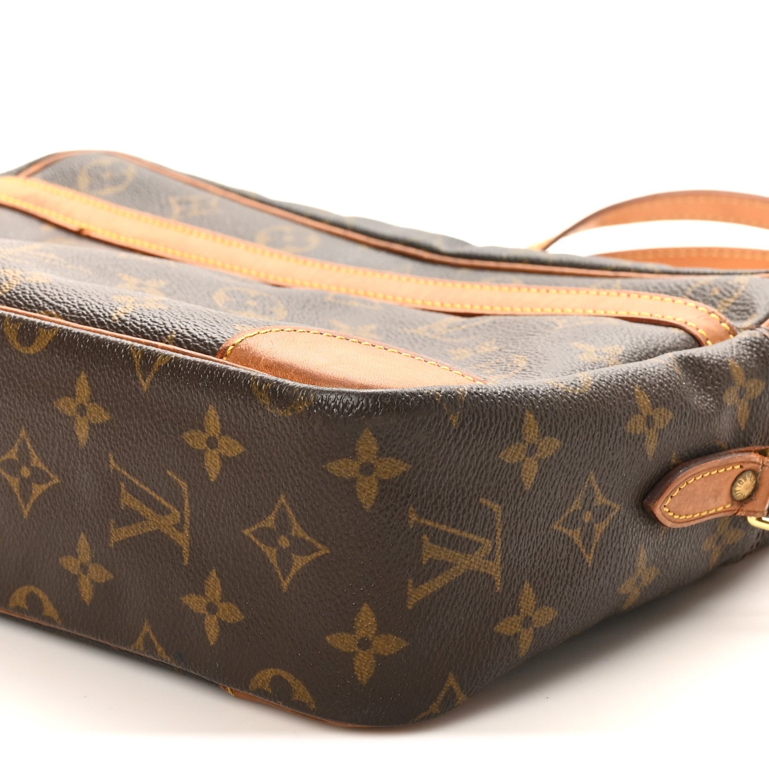 Louis Vuitton Monogram Trocadero 30