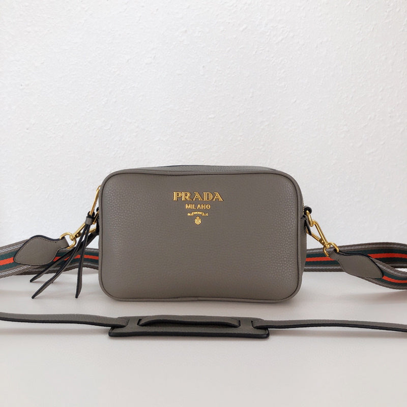 Prada Bags - 3208