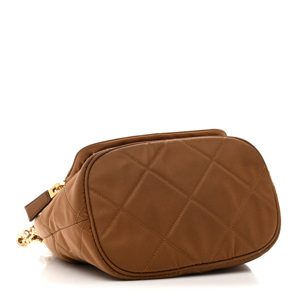 Prada Re-Nylon Saffiano Stitched Re-Edition 1995 Chaine Drawstring Bucket Bag Brandy