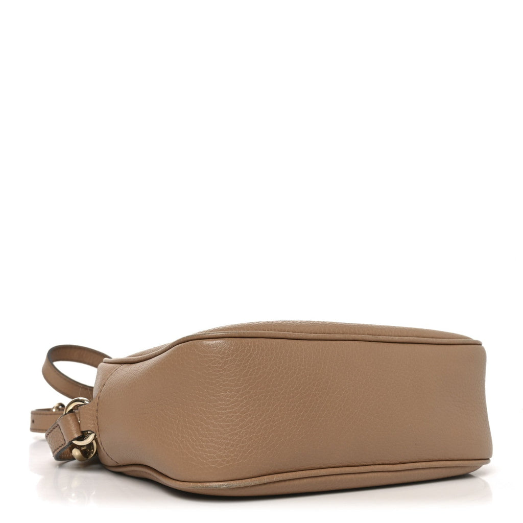 Gucci Pebbled Calfskin Small Soho Disco Bag Rose Beige