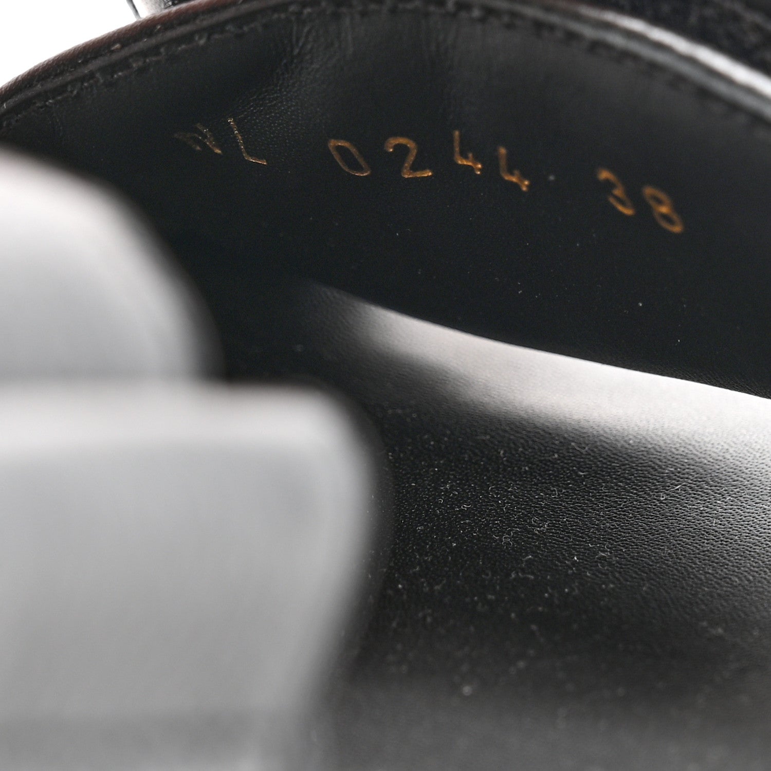 Louis Vuitton Grained Calfskin Sunset Comfort Flat Sandals 38 Black